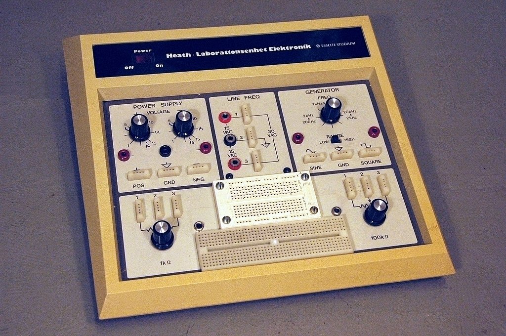 Figure 7 — The same Esselte unit after modification, with 4 mm terminals added to the supply, line-frequency and generator sections and the breadboard extended.