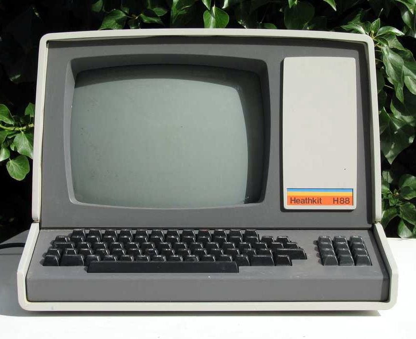 Figure 15 — A Heathkit H88, the cassette-based version of the all-in-one computer. The blank panel to the right of the screen is where the H89 carried its floppy drive.