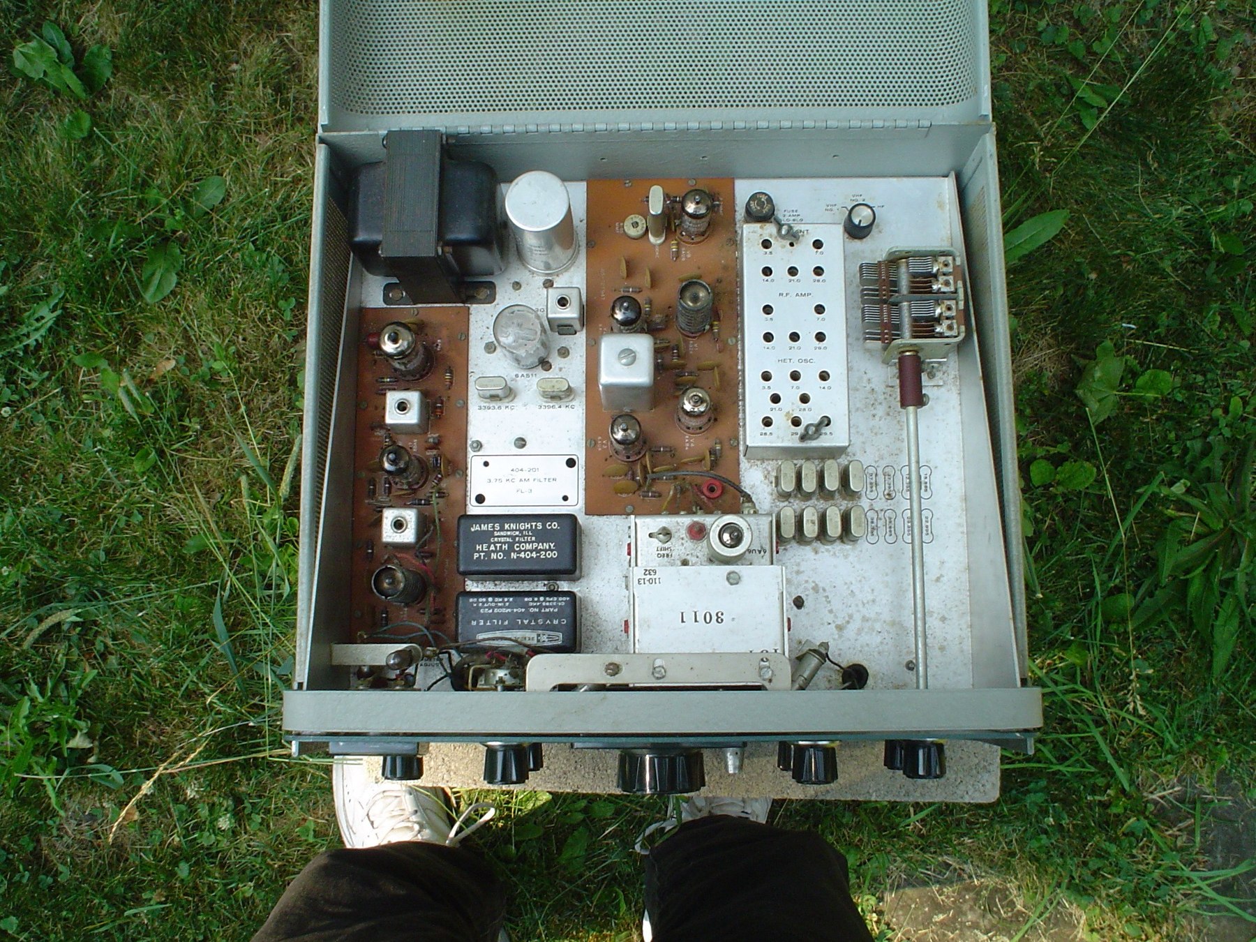 Figure 5 — Top view of an SB-300 with the lid raised. The two large filters at lower left carry the SB-300's part numbers: a James Knights Co. crystal filter marked Heath N-404-200 (the SSB filter) and a 404-…